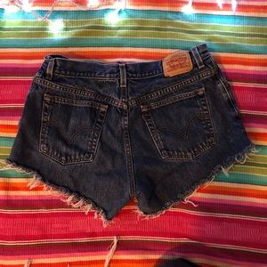 Levi cut off jeans
